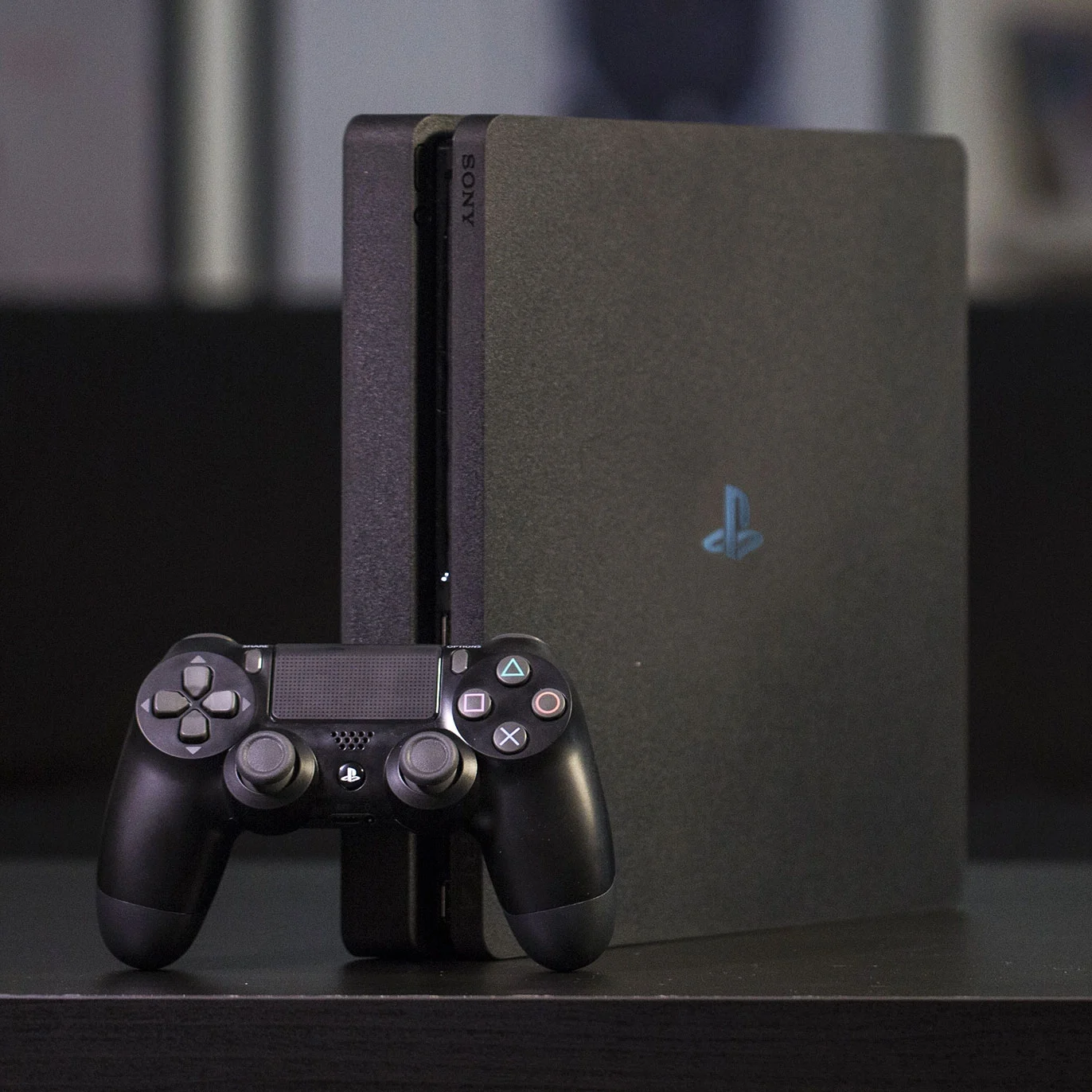 کنسول بازی سونی مدل Playstation 4 Slim ریجن 3 سری CUH-2218B ظرفیت 1 ترابایت به همراه کارت نصب 20 عدد بازی - تصویر 5