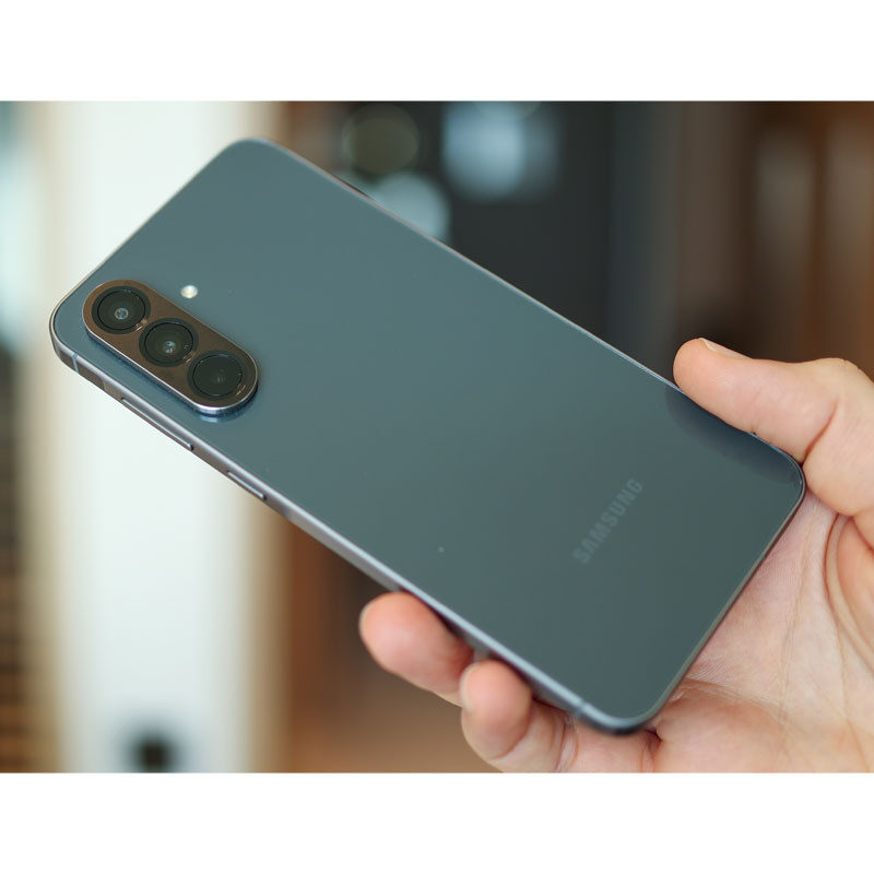 گوشی موبایل سامسونگ مدل Galaxy A56 دو سیم کارت ظرفیت 256 گیگابایت و رم 8 گیگابایت – ویتنام
